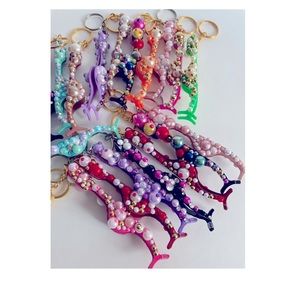 Keychain Accessories! Nail Help? Card Stuck?